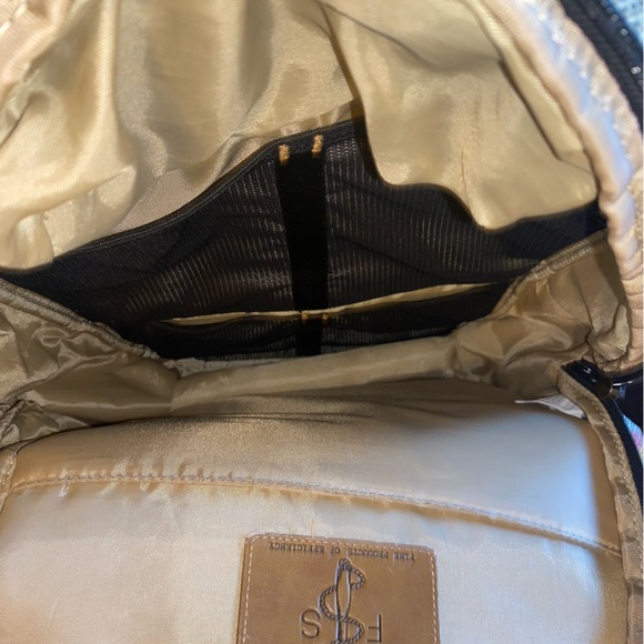 Focused Space Striped Backpack Natural Colors Preloved - Picture 7 of 8